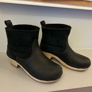 No.6 Pull on Shearling Clog Boot Black Suede Size 41